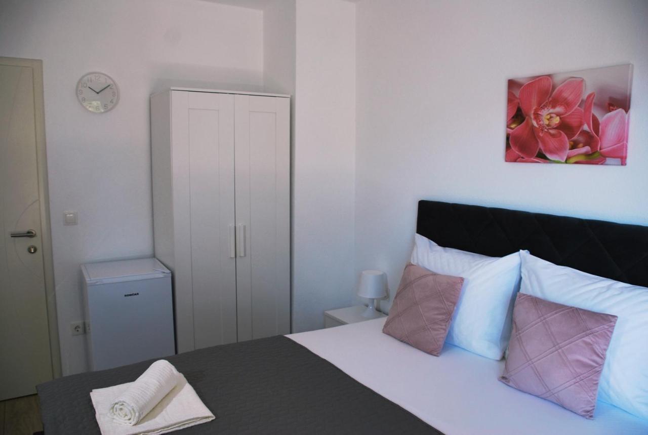 Apartmani Josipa Baška Voda Екстериор снимка
