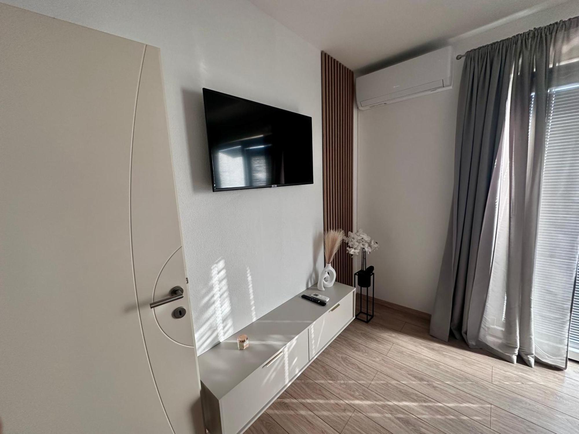 Apartmani Josipa Baška Voda Екстериор снимка